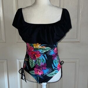 NWT Stylish Swimwear Tropical Print Ruffle Top Side Lace One Piece Swims…